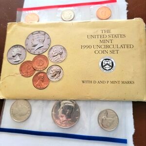 1990 US Mint Uncirculated Coin Set
